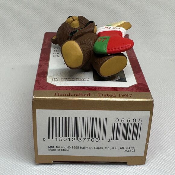 Hallmark 1998 "Child's Third Christmas" Bear Age Stocking Keepsake Ornament - Picture 5 of 5